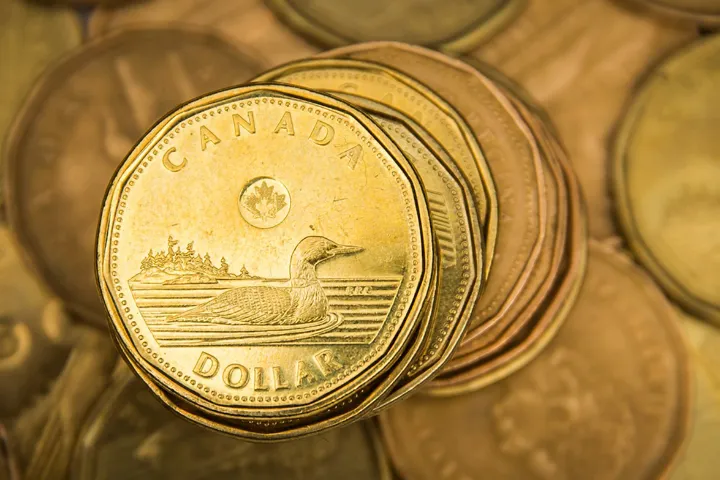 دلار کانادا جهش کرد؛ امید به بهبود اقتصادی و کاهش تهدیدهای تجاری